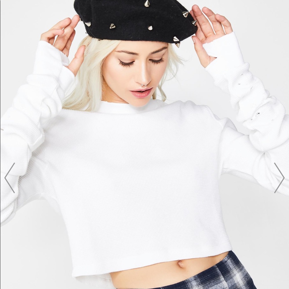 Long sleeve white top